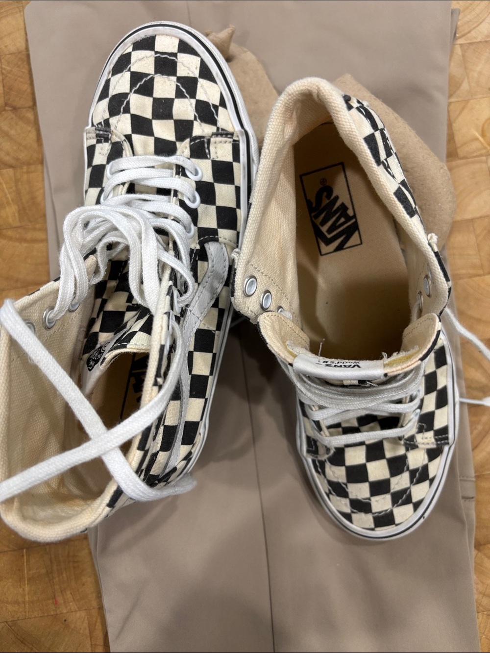 Vans ladies/men Checkerboard High-Top Sneakers - Black & Cream